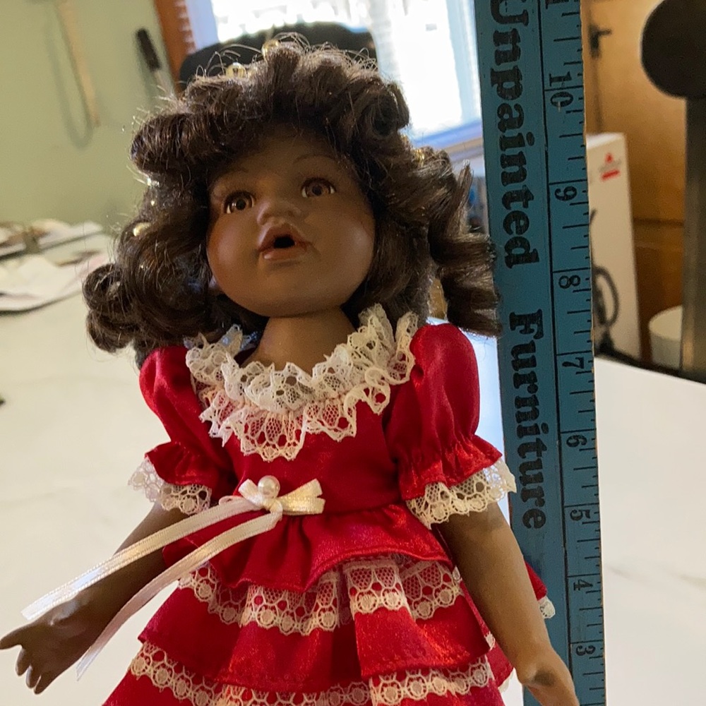 Porcelain doll. - Picture 6 of 7